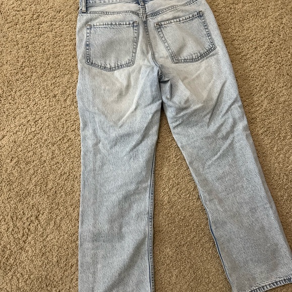 Aeropostale Light Wash Straight Leg Jeans - Size 4 Short - Picture 2 of 6
